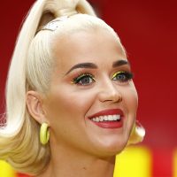 El divertido baile con el que Katy Perry aprovechó para mover su gran pancita de embarazada
