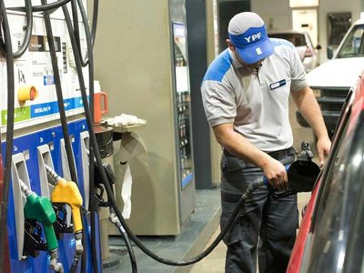 Ya rige el nuevo aumento de los combustibles de YPF