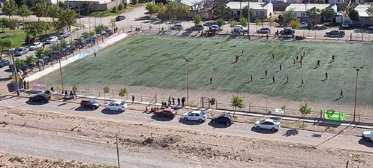 Los "profes" de Unión de Mayo negaron las denuncias. Fuente: (Facebook).