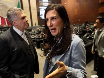 Kenia López advierte sobre los tiempos para la reforma electoral