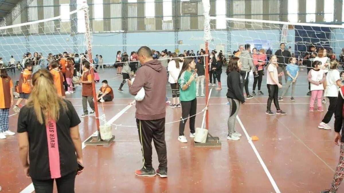 Encuentro de mini deportes municipales. Fuente: (Twitter)