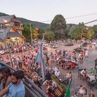 "No son vacaciones": toman medidas para evitar el turismo en la cordillera