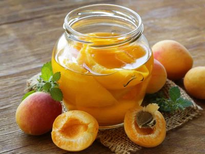 Duraznos en almíbar: no compres más los de lata y hacé esta receta de la abuela con un resultado increíble