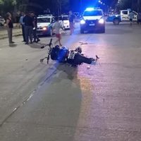 Manejaba borracha, chocó una moto y dejó tiradas a las víctimas