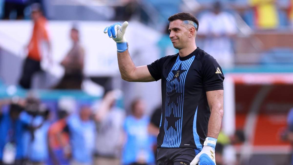 Emiliano Martínez. Fuente: (X)