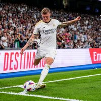 Toni Kroos es galardonado como jugador del año de Alemania y Xabi Alonso como mejor entrenador