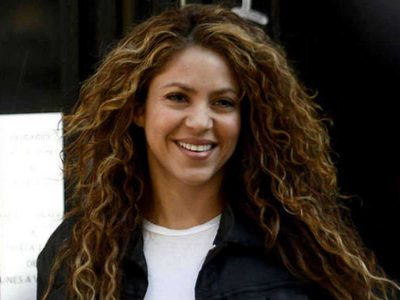 ¡Madre mía! Shakira quedó expuesta con este video donde ¡Se saca el pantalón!