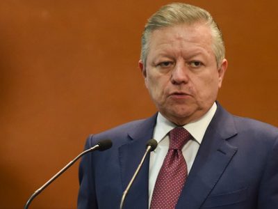 Arturo Zaldívar, presidente de la Corte, avala consulta sobre expresidentes