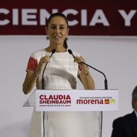 Sheinbaum pide a científicos comprometerse con su proyecto de nación