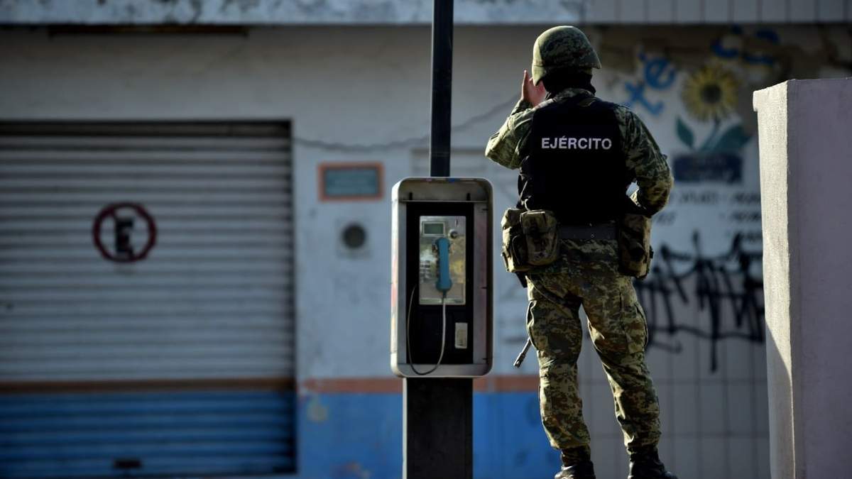 Un miembro del Ejército Mexicano