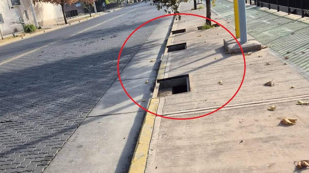 La tercera vez que roban las alcantarillas.