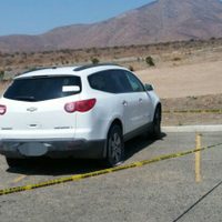 En auto cerca de la UABC, abandonan 157 kilos de cristal y heroína