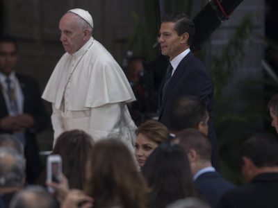 El silencio del papa Francisco sobre Ayotzinapa