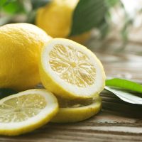 El poderoso ritual con 1 limón para eliminar las vibras negativas de tu hogar de forma radical