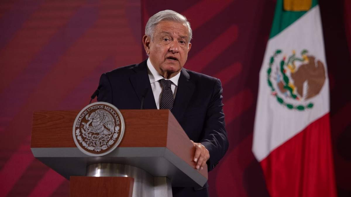 El presidente durante la conferencia matutina