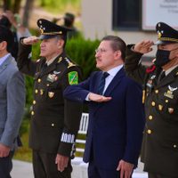 El panista Rosas Aispuro, gobernador de Durango, respalda la militarización de la Guardia Nacional