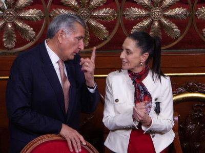 Ante "silencio" de Adán Augusto, Sheinbaum dice que debe haber pruebas, no dichos