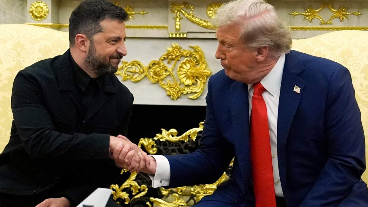 El presidente de Estados Unidos, Donald Trump, y su homólogo ucraniano, Volodimir Zelensky en la Casa Blanca