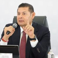 Armenta rechaza persecución contra el director del portal e-Consulta
