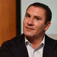 Legisladores exigirán retirar publicidad que promueve libro de Moreno Valle