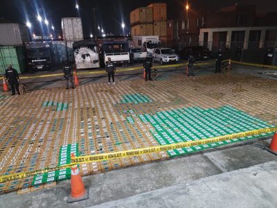 Policía de Ecuador decomisa seis toneladas de cocaína que serían enviadas a México (Video)