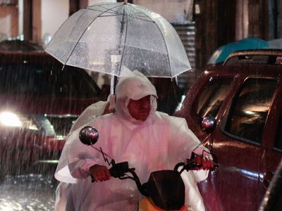Lluvias muy fuertes y chubascos seguirán azotando el martes a entidades afectadas por inundaciones