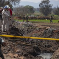 En Hidalgo, huachicoleros usan mujeres y niños como escudos en enfrentamientos