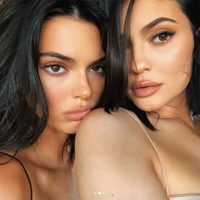 El generoso gesto detrás de lanzamiento de la colaboración de Kendall Jenner con "Kylie Cosmetics"