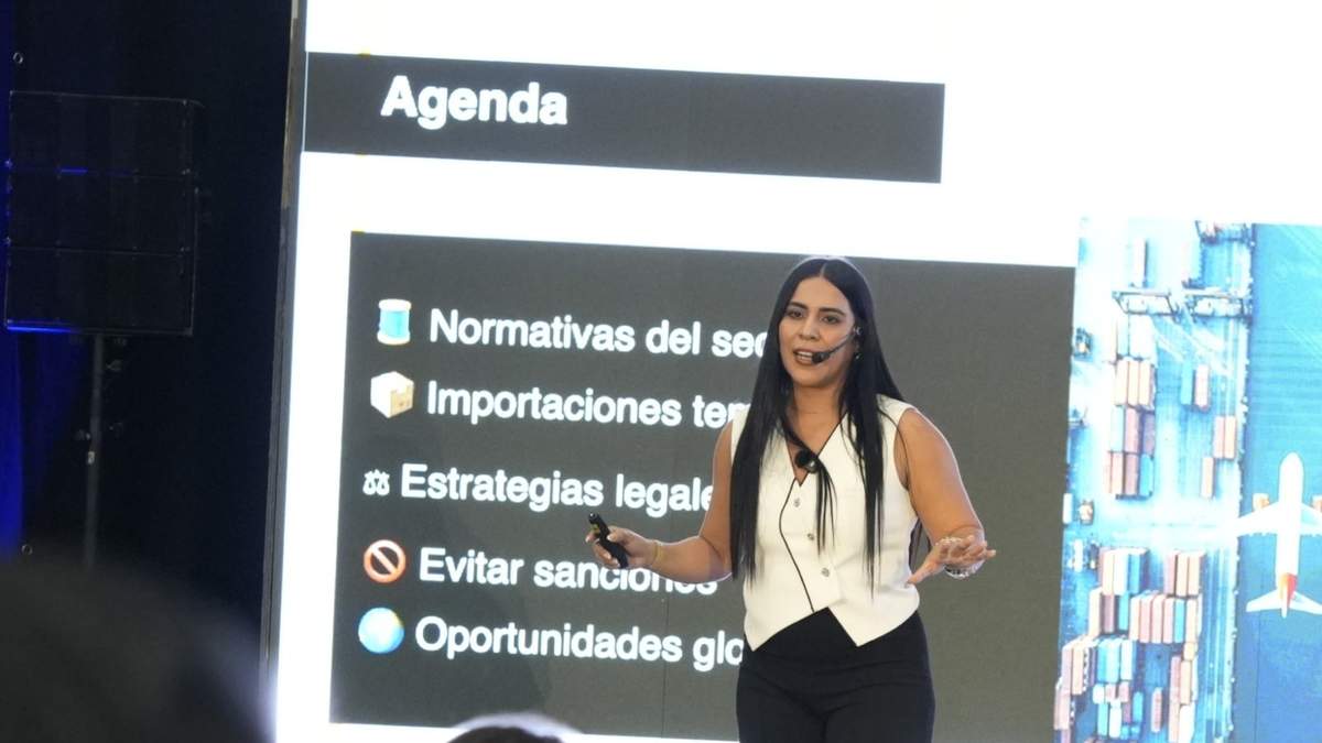 Mariana Madriz, consultora especializada en comercio exterior, logística y aduanas
