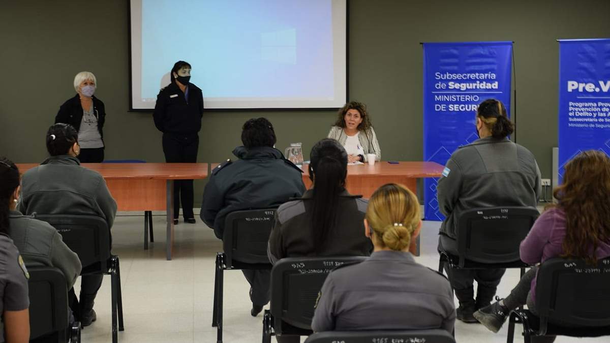 El programa dictará talleres en otras localidades. Fuente: (neuqueninforma)
