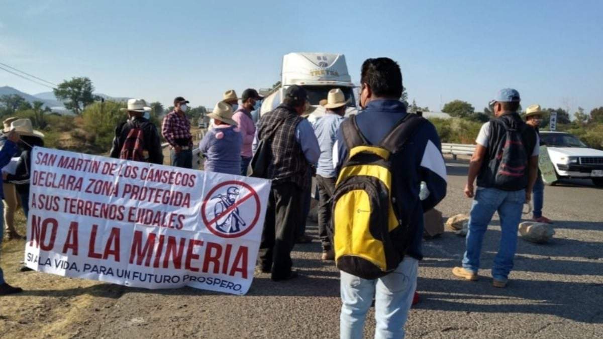 Bloqueo carretero contra proyecto minero