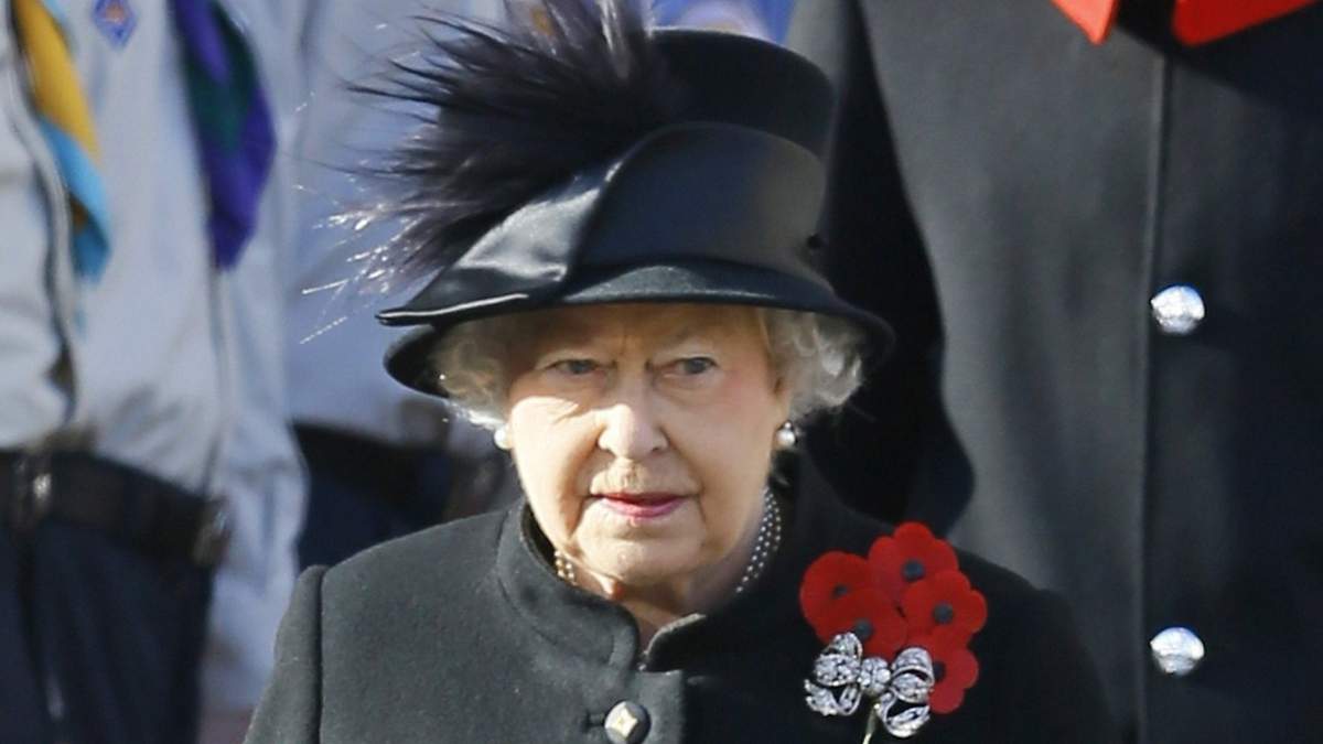La reina Isabel II. Fuente: (Instagram)