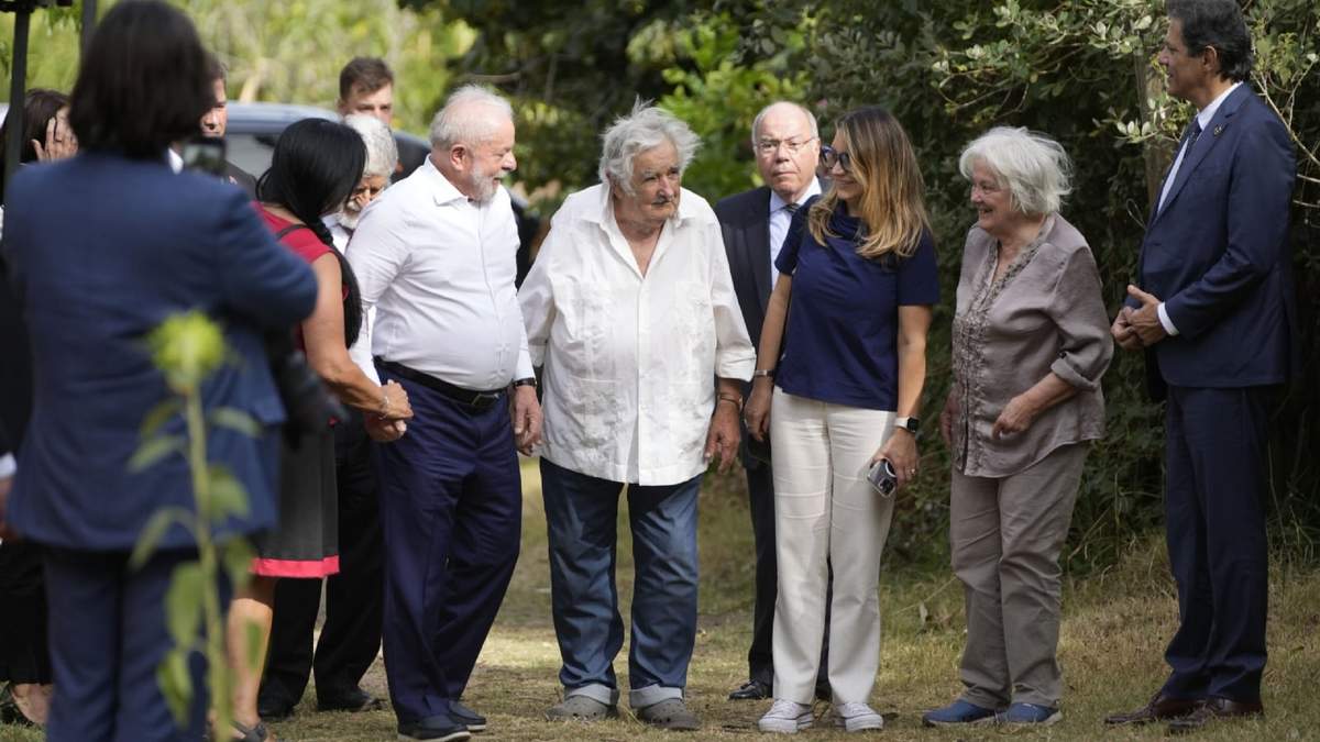Lula y Pepe Mujica. Fuente: (Twitter)