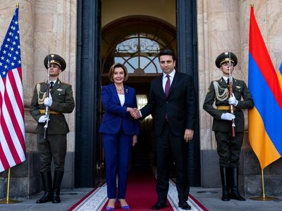 Aumentan las tensiones entre Rusia y Estados Unidos por la visita de Nancy Pelosi a Armenia