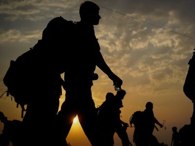 Ni volver ni quedarse: 1,47 millones de refugiados necesitan ser trasladados a terceros países