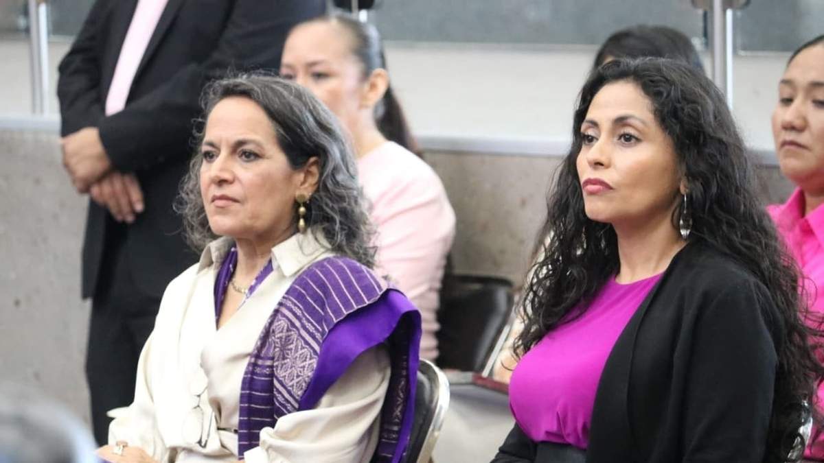 Andrea Acevedo García y Ariadna Isabel Urbina Ayala, galardonadas con la Presea Xochiquetzalli 2025