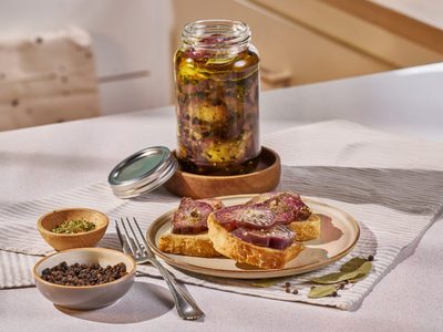 Receta fácil de berenjenas al escabeche: aprovechá que están baratas y prepará un clásico delicioso en minutos
