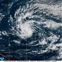 Advierten fuertes lluvias y grandes olas por tormenta tropical Erin en el Caribe