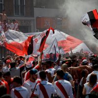 Futbol argentino: Narcomenudeo y violencia, el obsceno vínculo entre las porras y la política