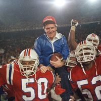 Raymond Berry, miembro del Salón de la Fama y entrenador de los Patriots, fallece a los 93 años