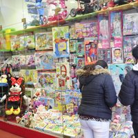 Con juguetes un 130 % más caros, se espera una caída en las ventas por el Día de las Infancias