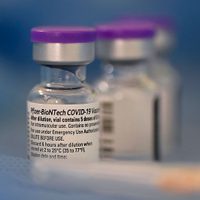 Pfizer anunció que su vacuna no es efectiva en este grupo etario