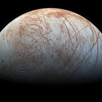 La vida podría existir bajo el hielo de Europa, una de las lunas de Júpiter: nuevo descubrimiento