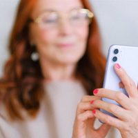 California busca regular tecnologías de toma de decisiones con IA, para permitir optar por no partic