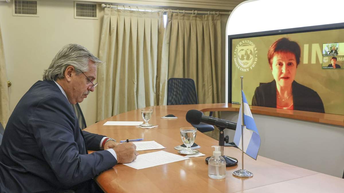Fernández y Georgieva. Fuente: (Twitter)