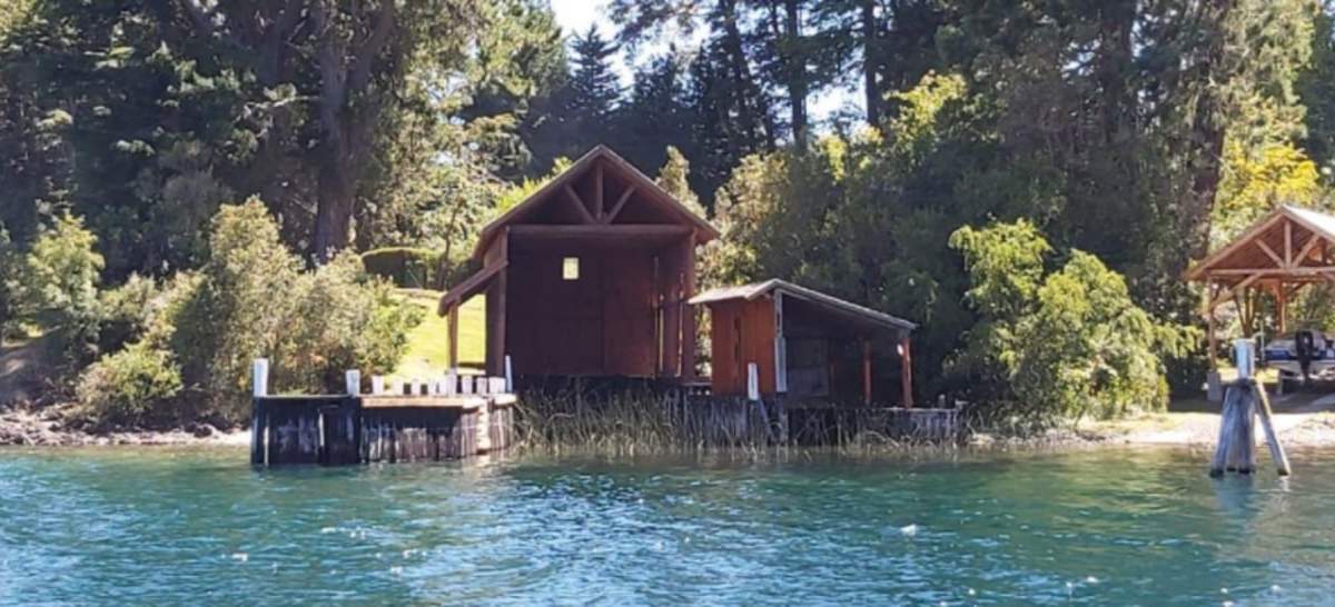 Muelles clandestinos en Bariloche. Fuente: (Twitter)