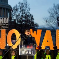 La Cámara de Representantes aprueba acotar acciones militares de Trump contra Irán