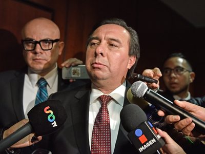 Juez ordena al gobierno federal no referirse a Tomás Zerón con frases incriminatorias