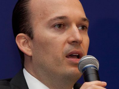 La Federación Internacional de Natación desconoce a Kiril Todorov como dirigente en México