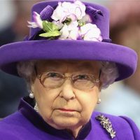Una destitución a las puertas de la realeza: la Reina Isabel II muy molesta, tomaría la decisión